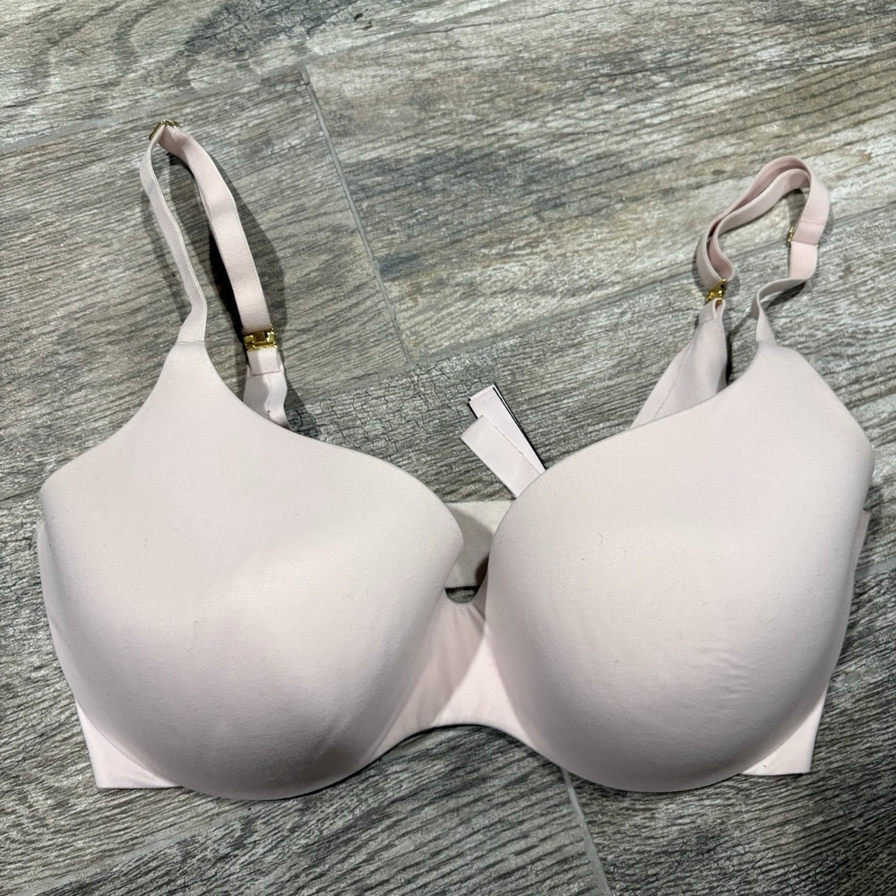 Victoria's Secret‎ Bra Women's 34DDD Pink Smoothing Underwire Polyamide